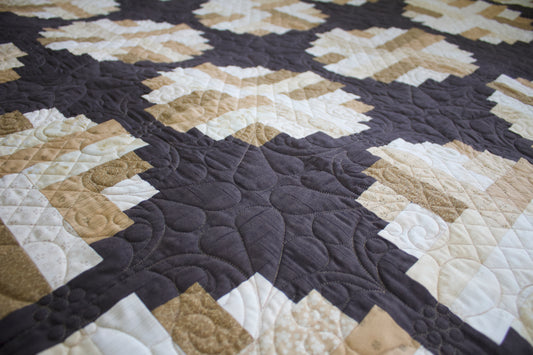 Curved Log Cabin Quilt