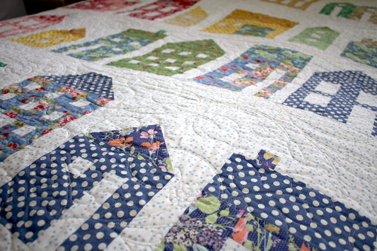 Tilda Houses Ombre Quilt